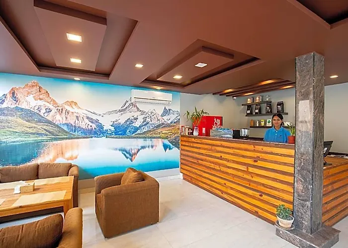 Sarovar Residency Service Hotel