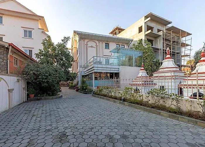 Sarovar Residency Service 3*